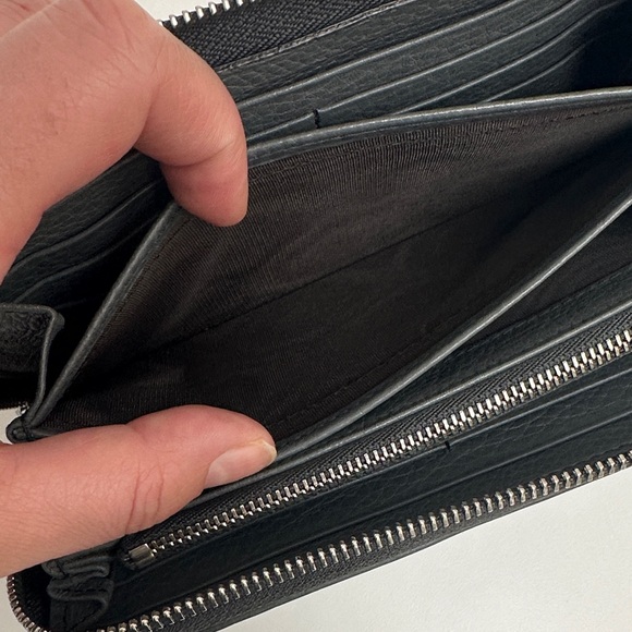 Gucci Dark Gray Leather Zipper Wallet - Picture 10 of 12